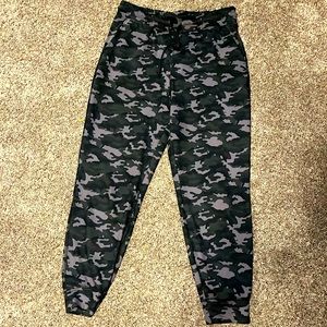 Camo Fabletics Joggers